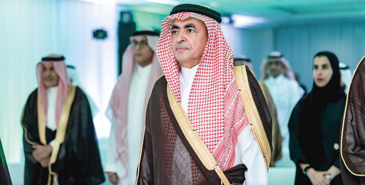 Minister of Hajj and Umrah Launches the “Umrah of the World” Initiative for 2025 at the Ministry’s Headquarters in Makkah